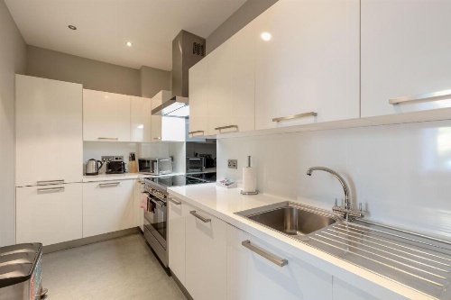 Destiny Scotland - Q-Residence image 28