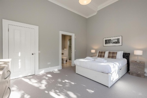 Destiny Scotland - Q-Residence image 42